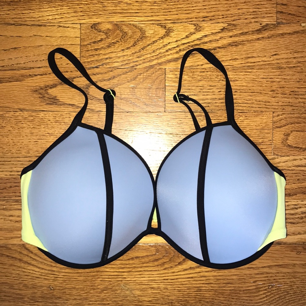 Victoria’s Secret Bikini Top
